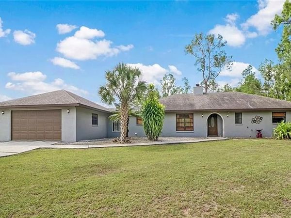 1130 Golden Gate BLVD E, NAPLES, FL 34120