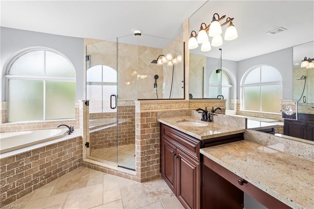 21827 Rainbow Lake Ct, Estero, FL 33928 Photo