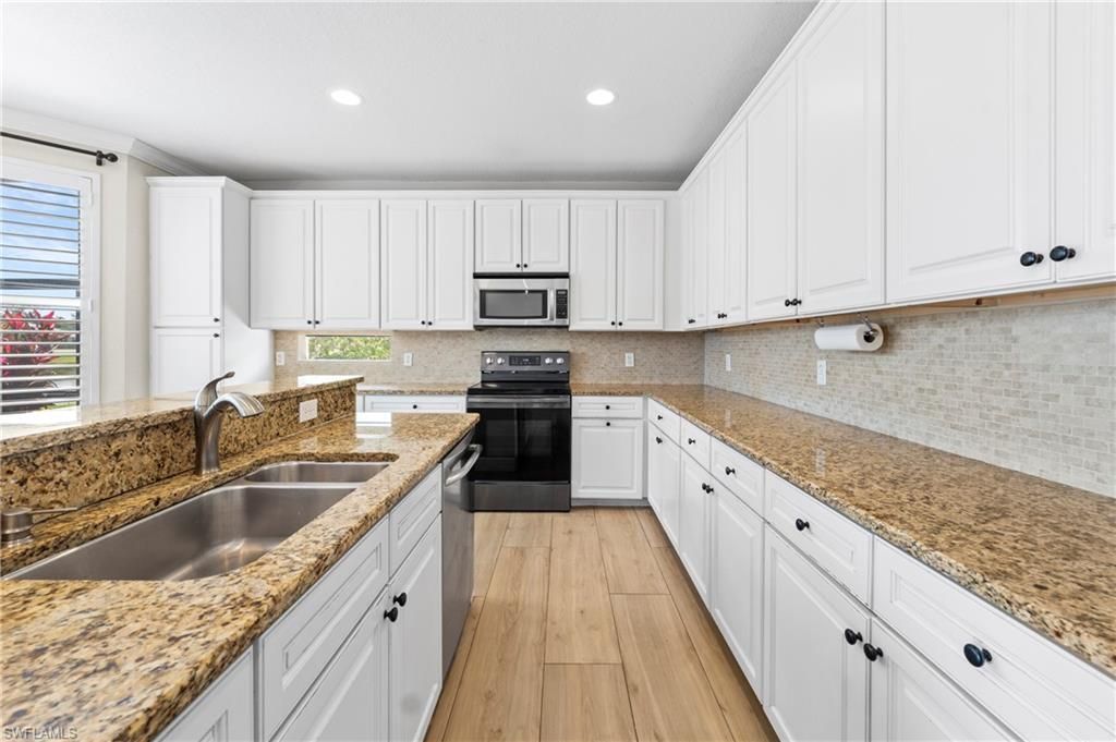 21827 Rainbow Lake Ct, Estero, FL 33928 Photo