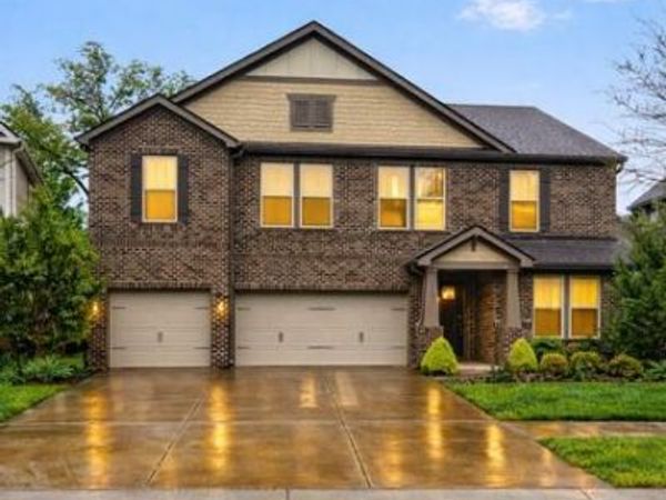 7228 Avoncliff Drive, Charlotte, NC 28270