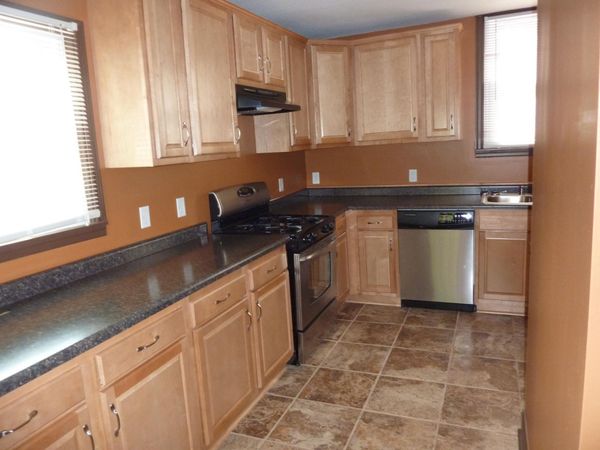 1936-1938 Roblyn Avenue , Saint Paul, MN 55104