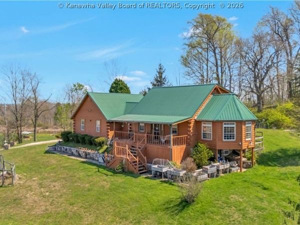 1601 Wolfe Pen Hollow Road, Ravenswood, WV 26164