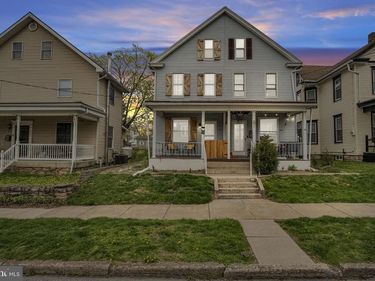 611 UNION STREET, MILLERSBURG, PA 17061