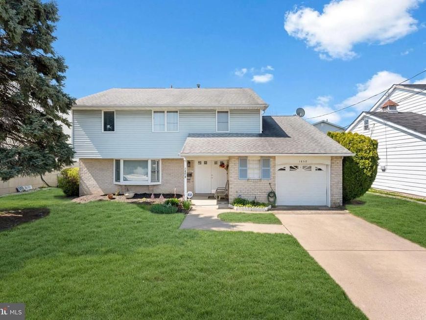 1858 Greymont Street, Philadelphia, PA 19116 Main Photo