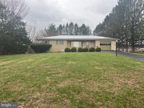 395 POINT DRIVE, PETERSBURG, WV 26847