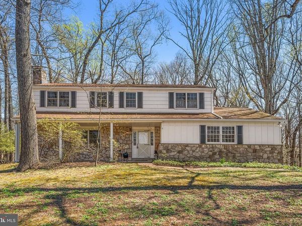 6 CYPRESS LANE, BERWYN, PA 19312