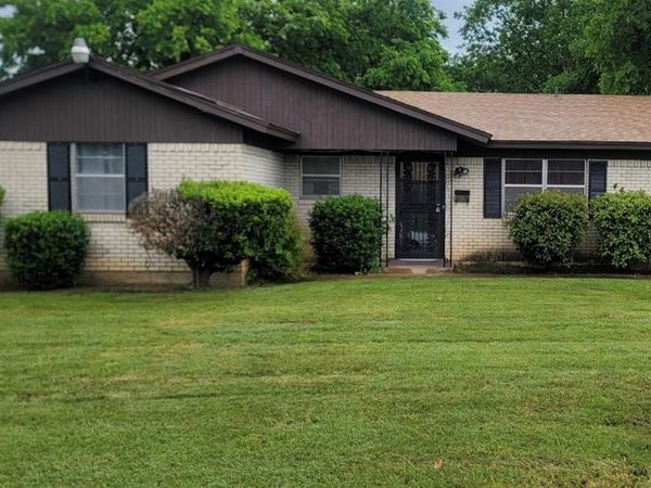 4429 Berke Road, Fort Worth, TX 76115