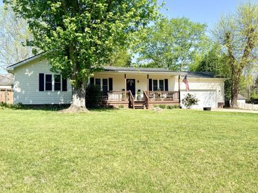 3029 Riverside Springs Drive, London, KY 40744