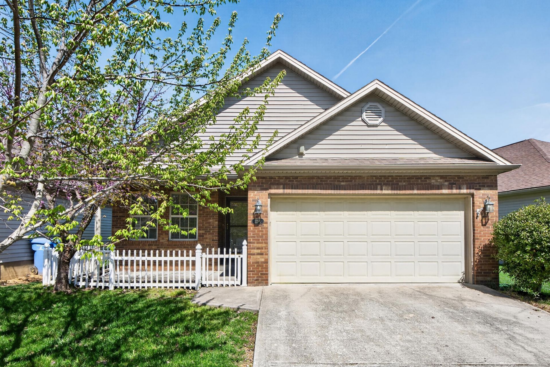 2292 Market Garden Lane, Lexington, KY 40509 Main Photo