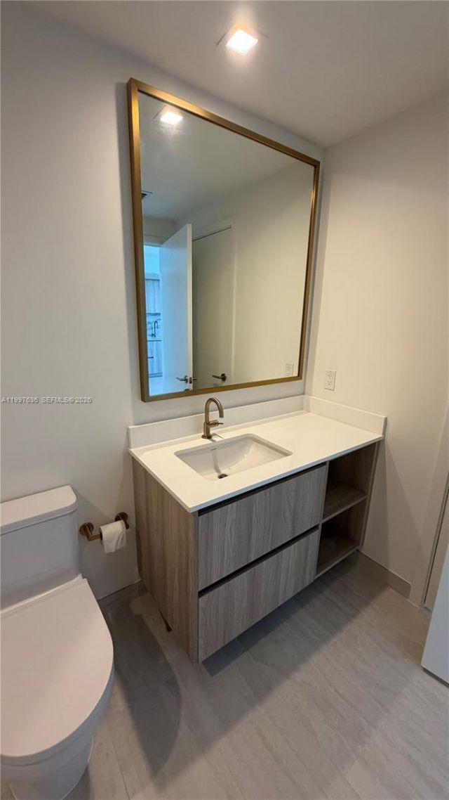 77 SE 5, Unit 1915, Miami, FL 33131 Photo
