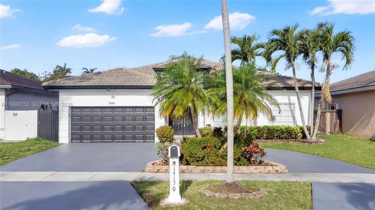 14130 SW 160th Ct, Miami, FL 33196 Photo