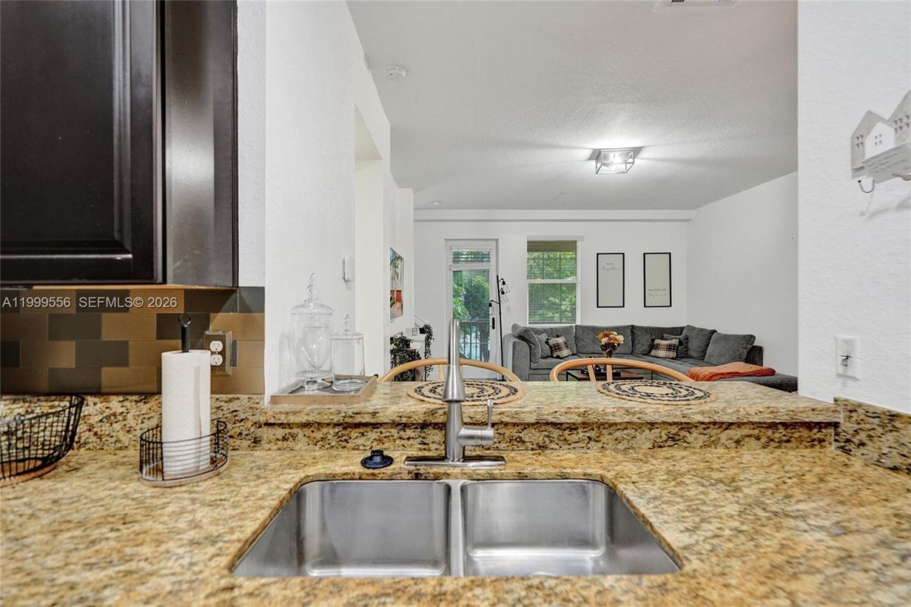 11898 SW 25th Ct, Unit 103, Miramar, FL 33025 Photo