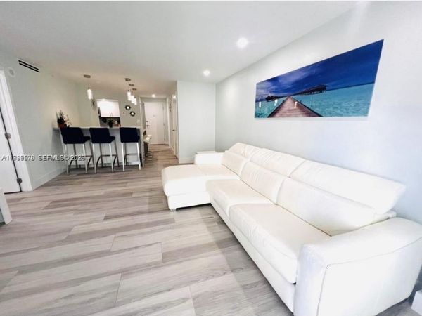 6917 Collins Ave, Unit 806, Miami Beach, FL 33141