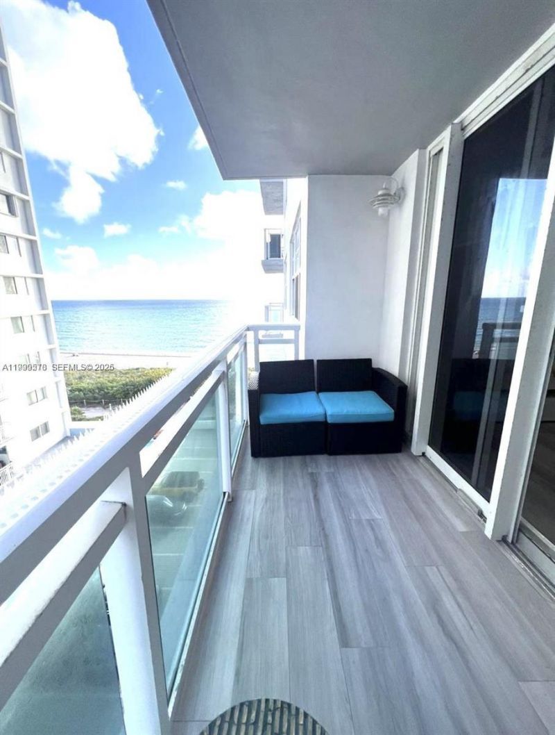 6917 Collins Ave, Unit 806, Miami Beach, FL 33141 Photo