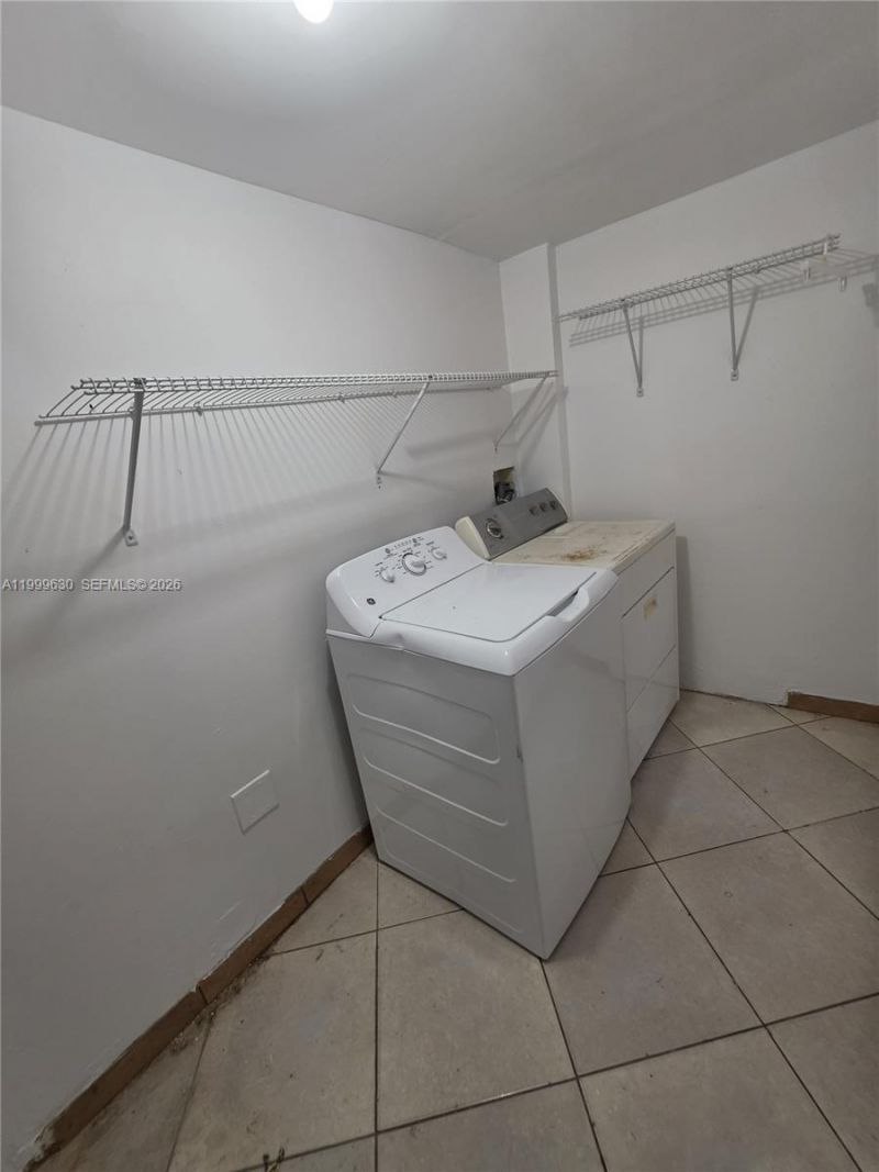 5720 Douglas St, Hollywood, FL 33021 Photo