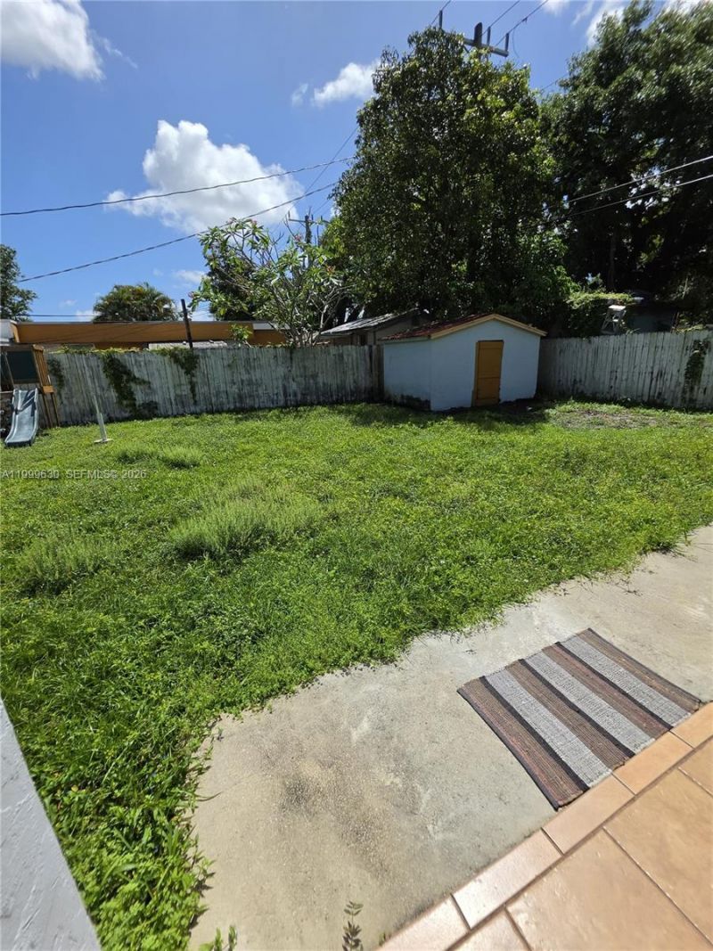 5720 Douglas St, Hollywood, FL 33021 Photo