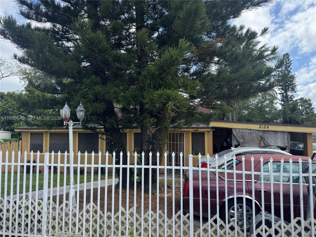 2124 NW 81st St, Miami, FL 33147 Photo