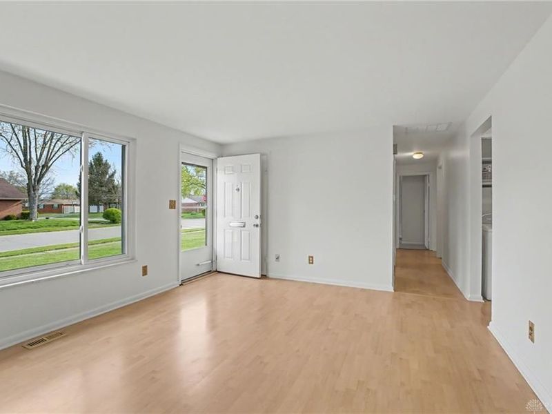 301 Porter Drive, Englewood, OH 45322 Photo 11