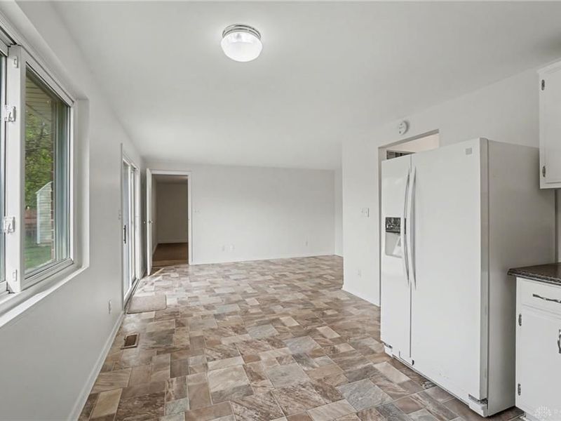 301 Porter Drive, Englewood, OH 45322 Photo 17