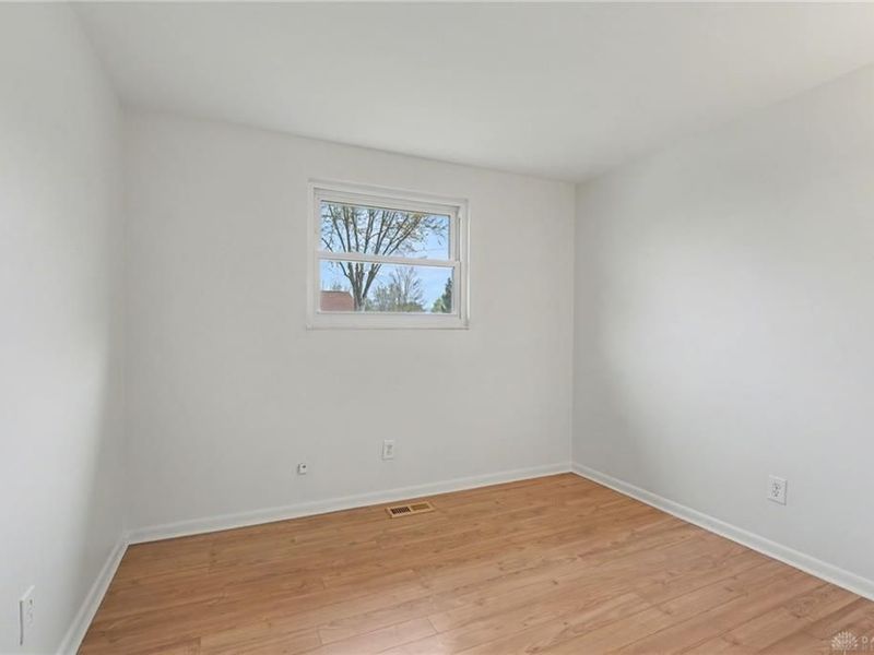 301 Porter Drive, Englewood, OH 45322 Photo 24