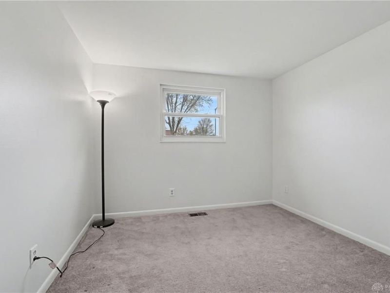 301 Porter Drive, Englewood, OH 45322 Photo 30