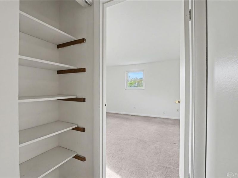 301 Porter Drive, Englewood, OH 45322 Photo 33