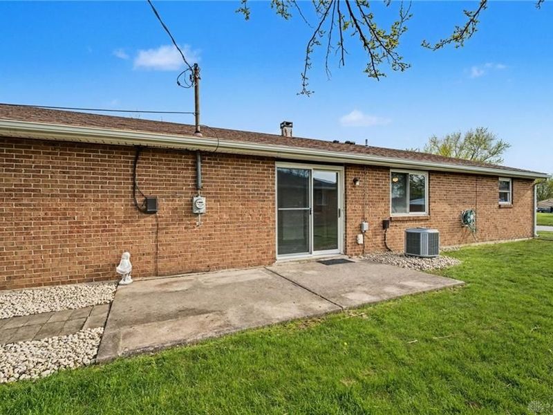 301 Porter Drive, Englewood, OH 45322 Photo 44