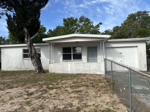 1014 Berkshire Road, Daytona Beach, FL 32117