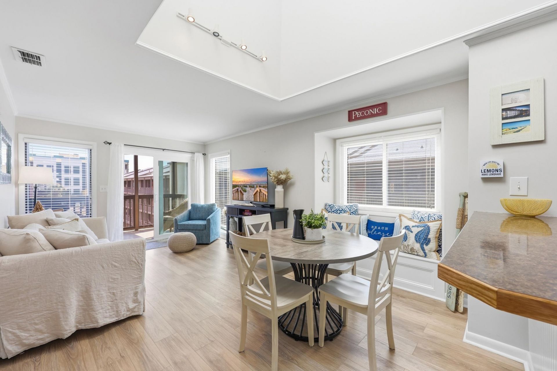 212 2nd Ave. N Photo 10