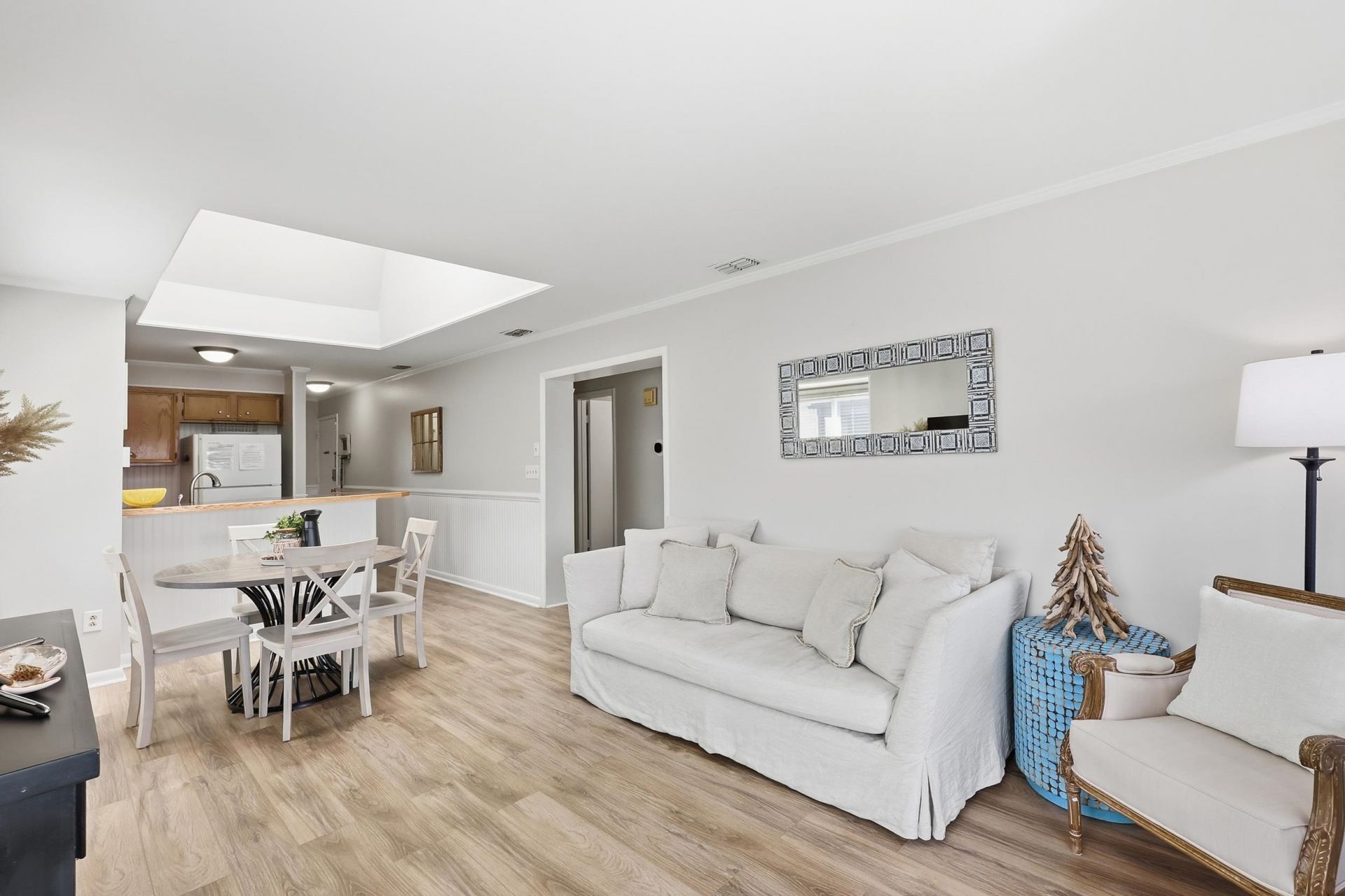 212 2nd Ave. N Photo 17