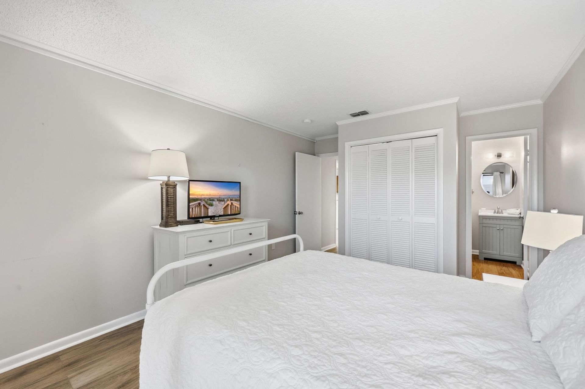 212 2nd Ave. N Photo 25