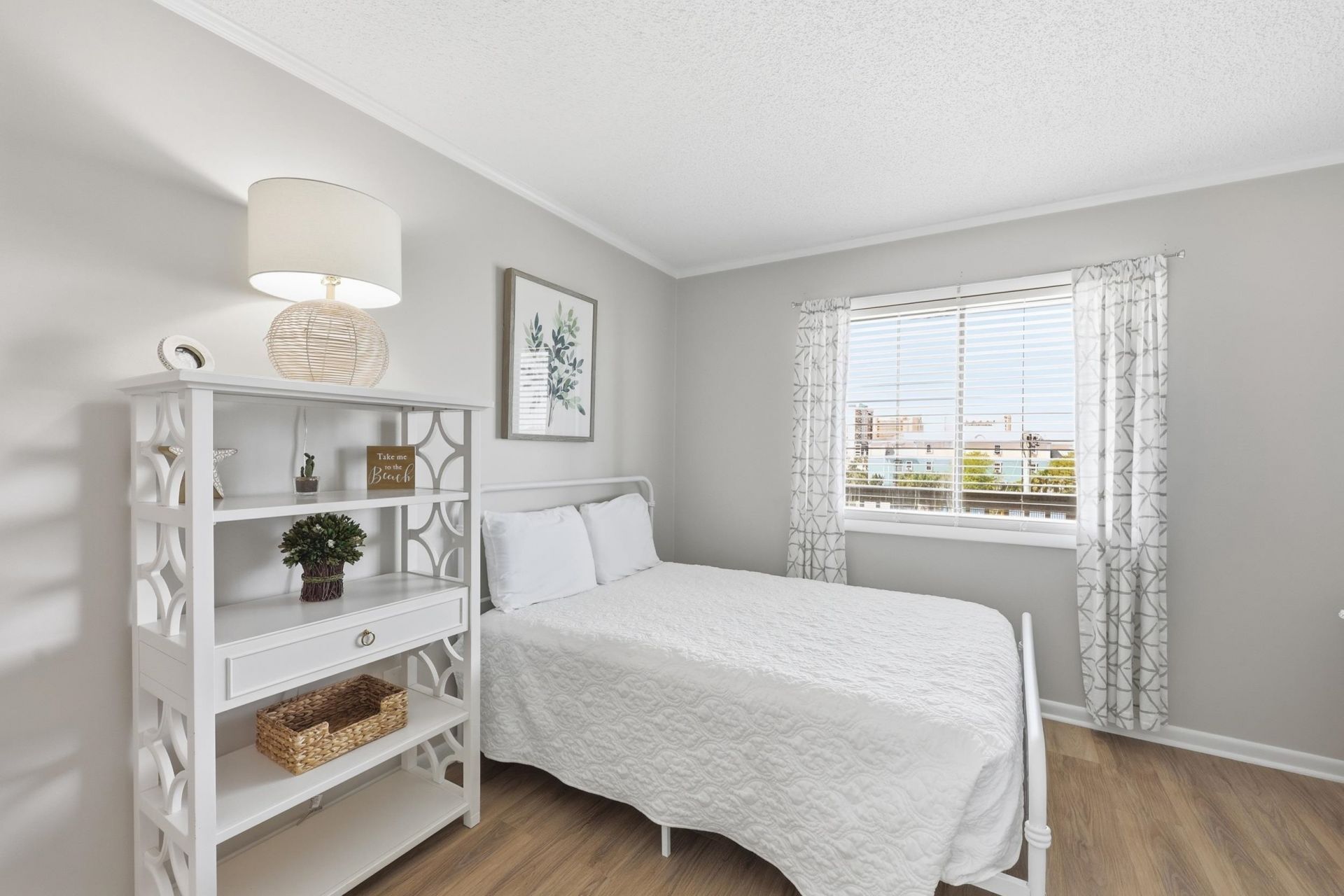 212 2nd Ave. N Photo 4