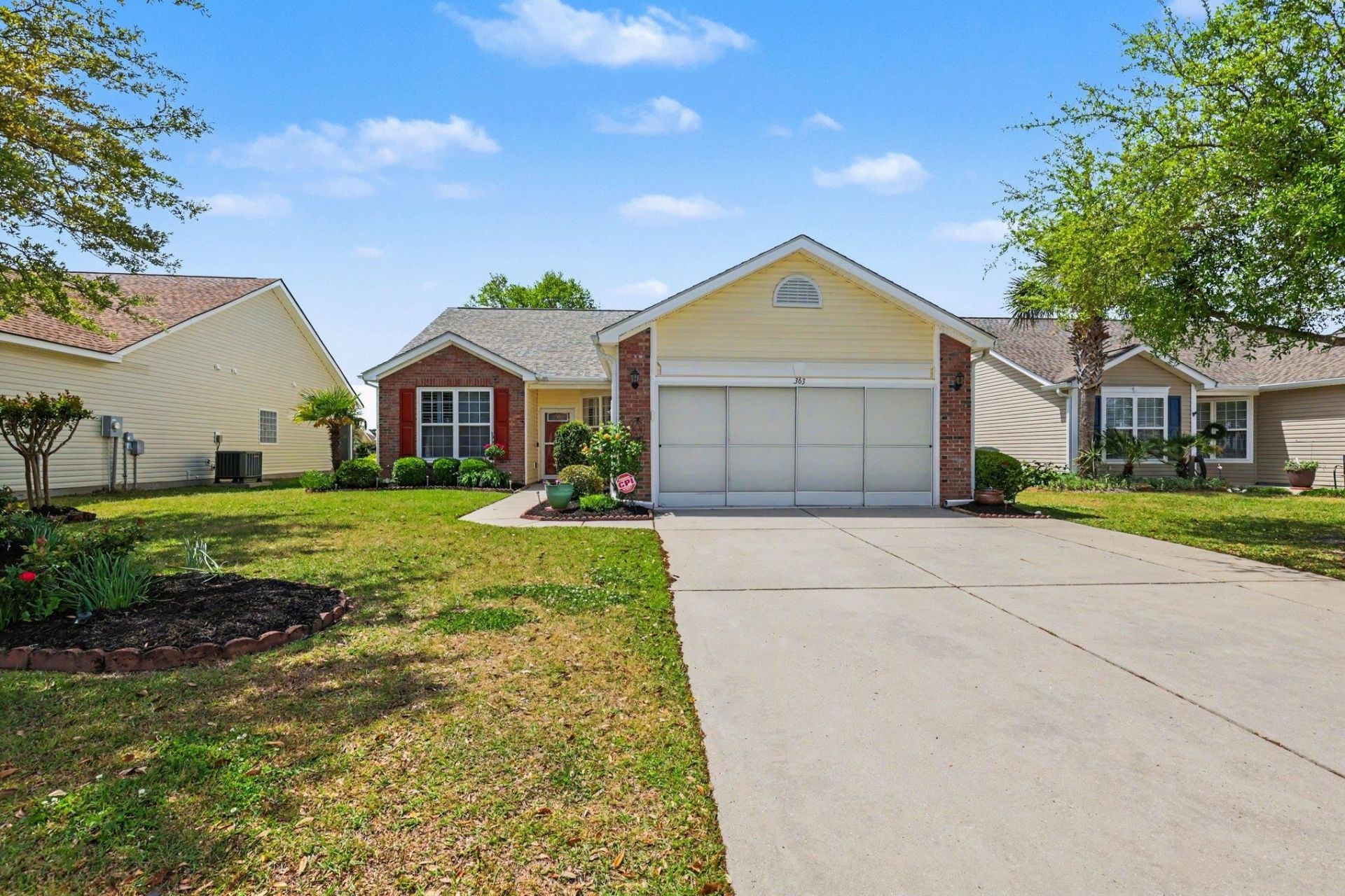 363 Vermillion Dr. Photo 33