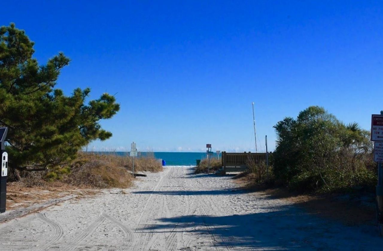 301 68th Ave. N Photo 27