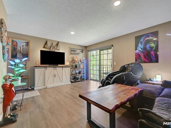 111 Raintree Lane 111, Unit 111, MAHWAH, NJ 07430