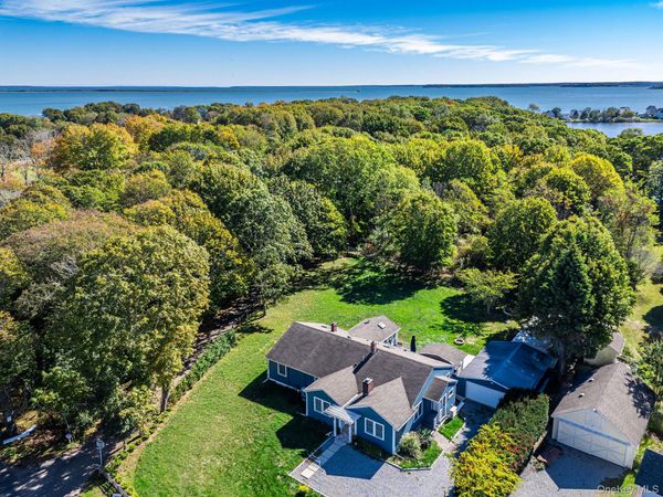 10940 Main Road, East Marion, NY 11939