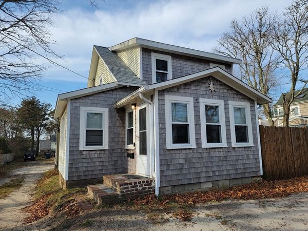 117 Depot St, Dennis, MA 02639