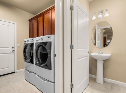 9875 Westminster Way, Elk Grove, CA 95757 Photo