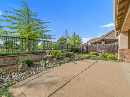 9875 Westminster Way, Elk Grove, CA 95757 Photo