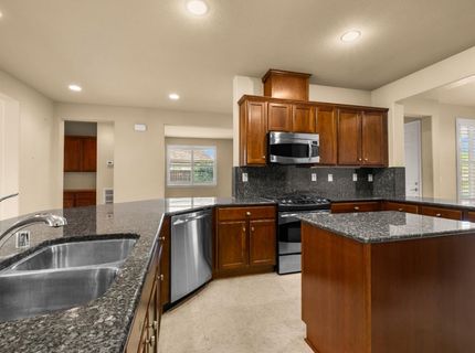 9875 Westminster Way, Elk Grove, CA 95757 Photo