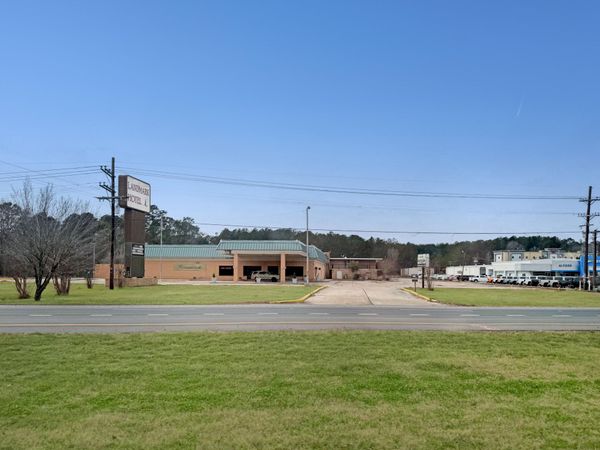 3080 Colony Blvd , Leesville, LA 71446