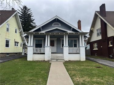 26 Greenwood Court, Utica, NY 13501