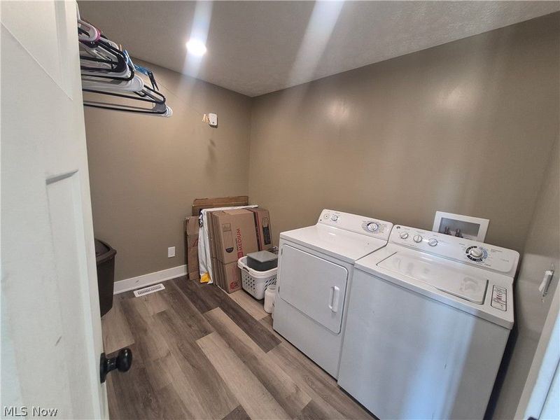 357 State Road NW, Warren, OH 44483 Photo 10