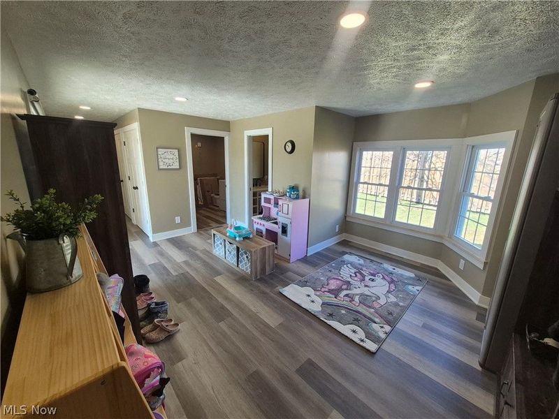 357 State Road NW, Warren, OH 44483 Photo 9