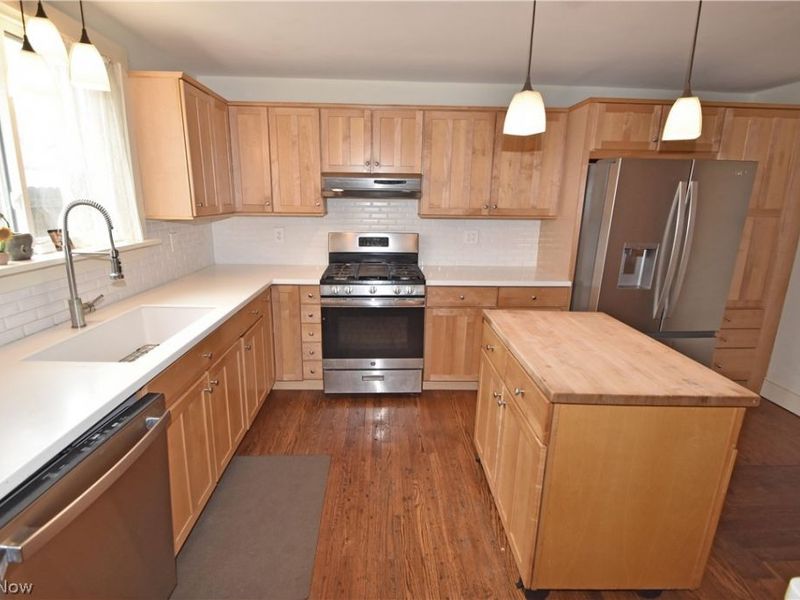 224 Casterton Avenue , Akron, OH 44303 Photo 10