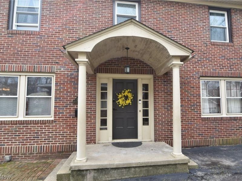 224 Casterton Avenue , Akron, OH 44303 Photo 2