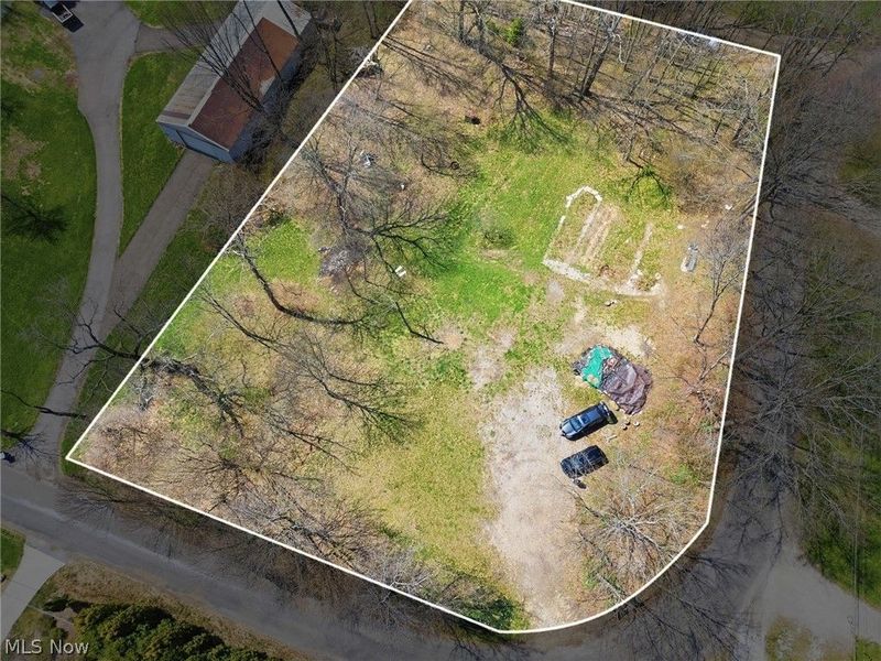 2854 Swinehart , Akron, OH 44312 Photo 2