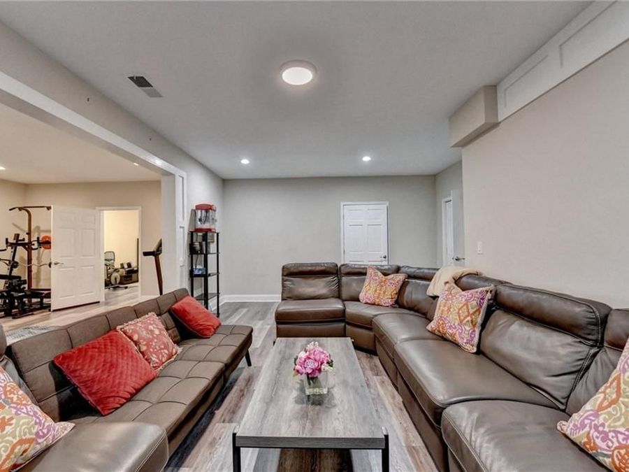 Property Image 61