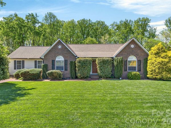 176 Foy Lane, Statesville, NC 28625