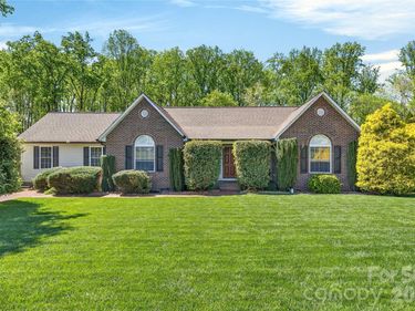 176 Foy Lane, Statesville, NC 28625